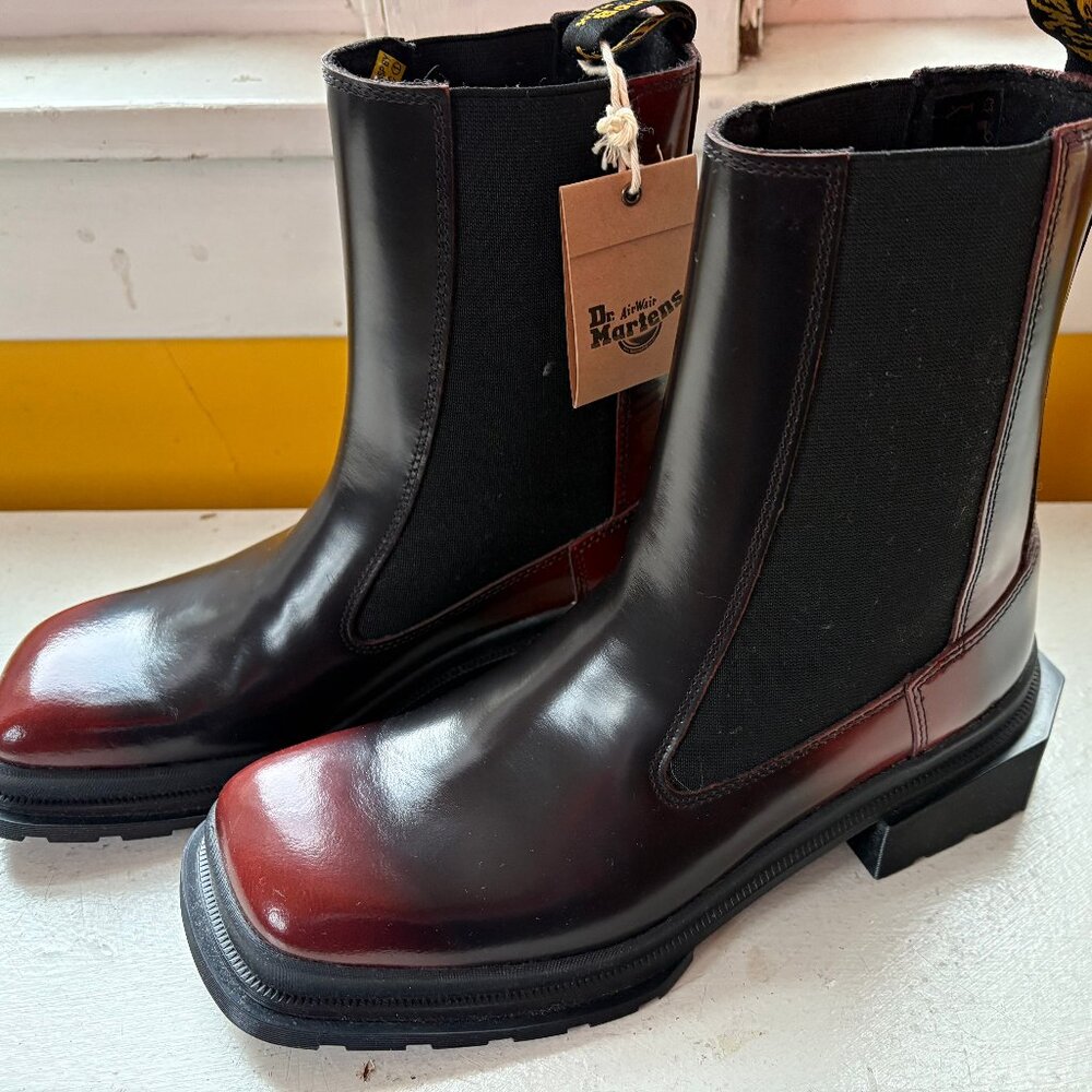 Dr Marten Maybole Chelsea Boot NEW